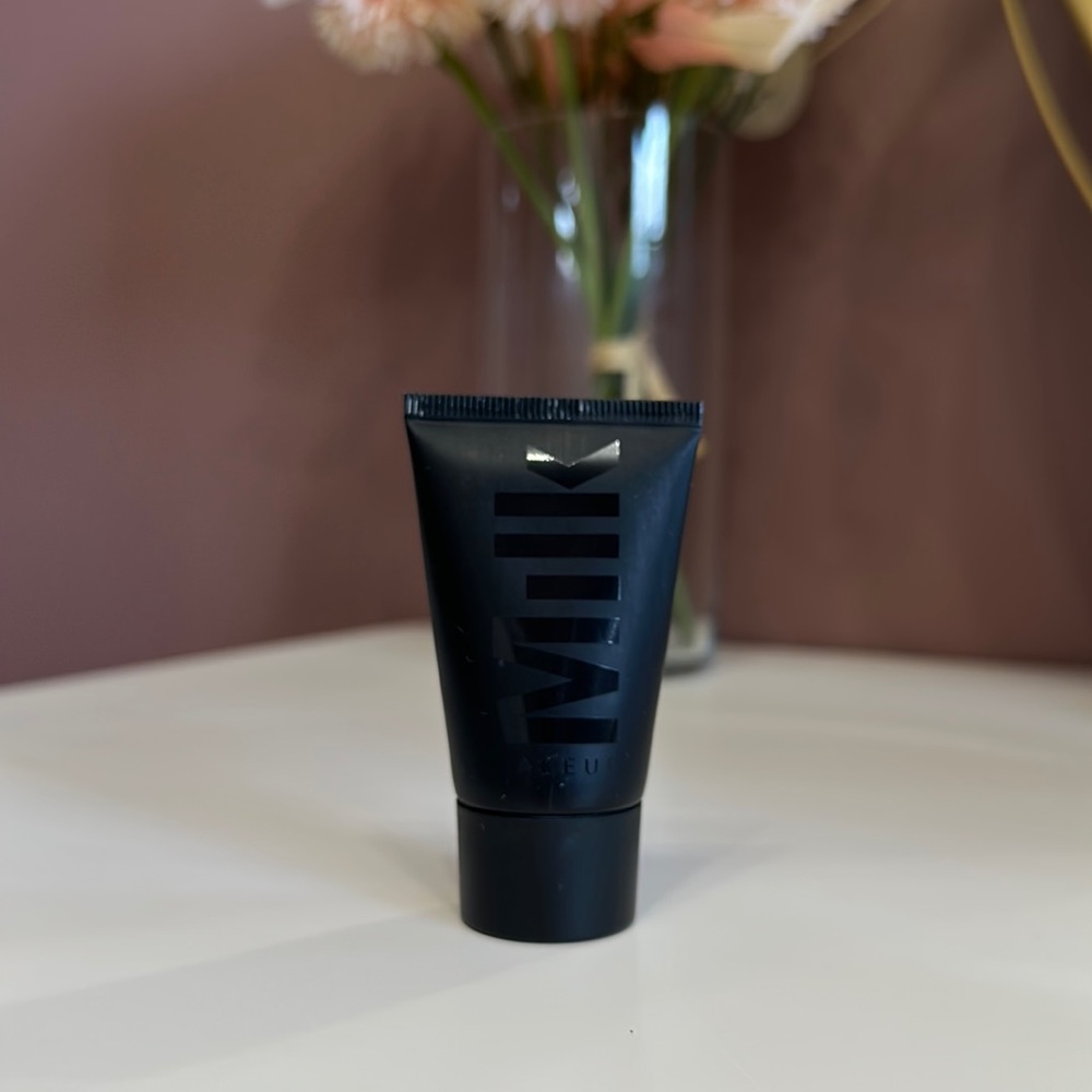 Milk Makeup Pore Eclipse Mattifying Primer - Mini Size